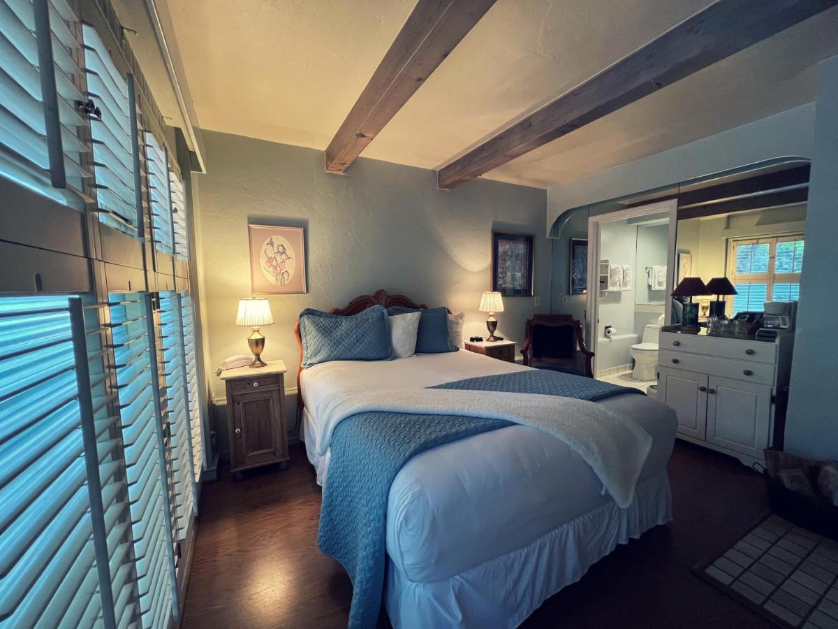 Carmel Garden Inn Exteriér fotografie