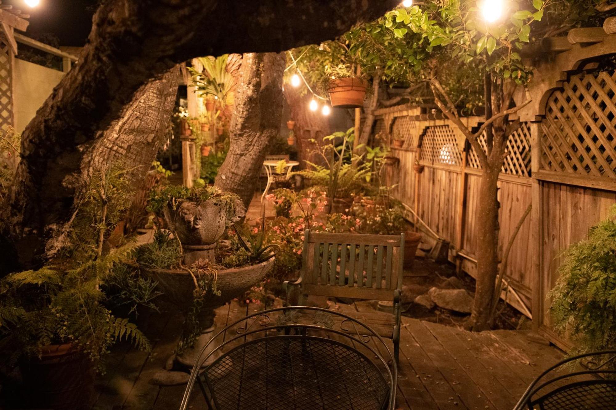 Carmel Garden Inn Exteriér fotografie