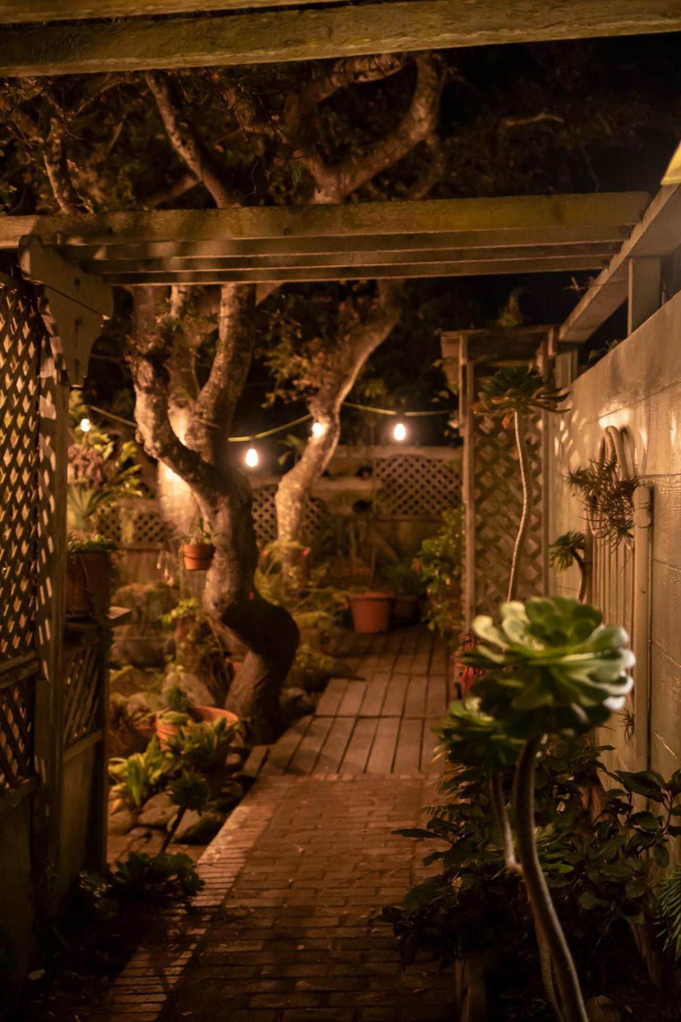 Carmel Garden Inn Exteriér fotografie